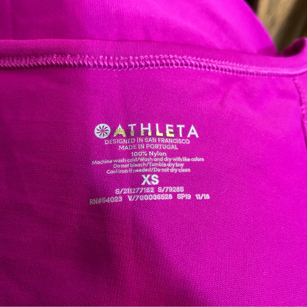 Athleta Women's Extra Small Foothill Seamless Tank Top Split Back Pink Barbie - Picture 6 of 6